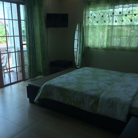Sir Nico Guesthouse And Resort Pulilan Екстер'єр фото