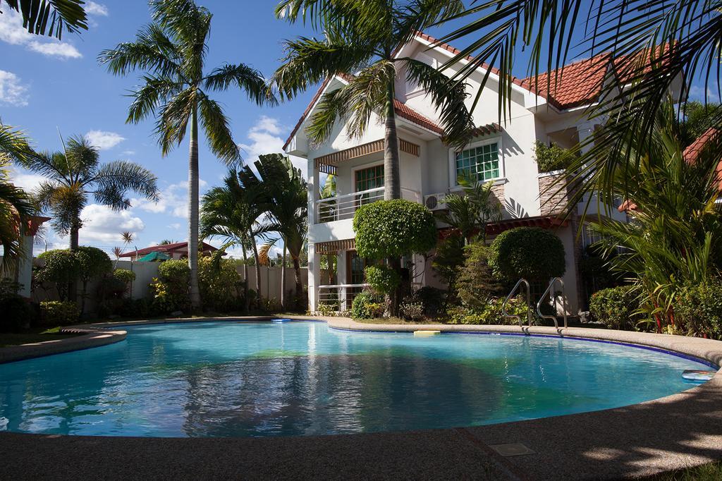 Sir Nico Guesthouse And Resort Pulilan Екстер'єр фото