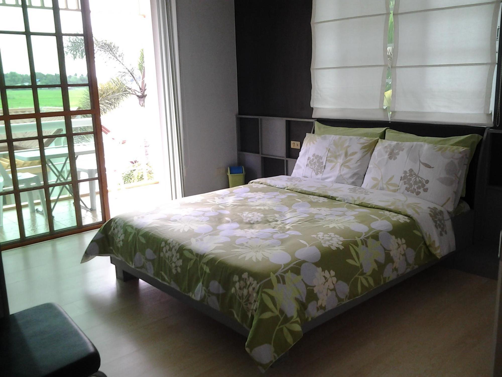 Sir Nico Guesthouse And Resort Pulilan Екстер'єр фото